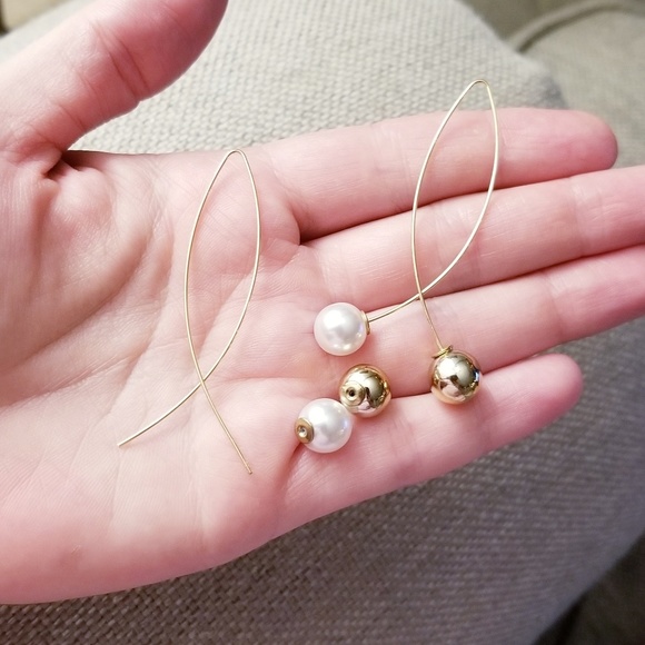 3 Earrings in 1 Gold or Silver Lightweight… - Picture 5 of 5